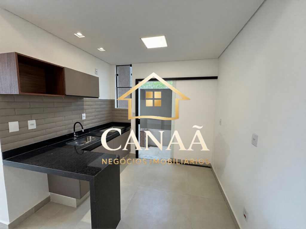 CASA BAIRRO JARDIM IMPERIAL