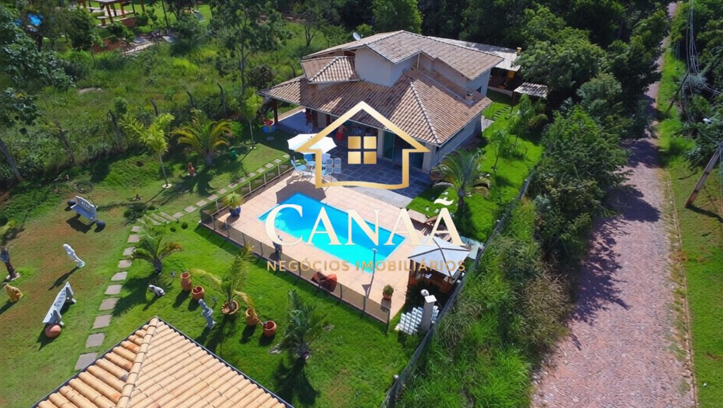 CASA CONDOMINIO VALE DO LUAR