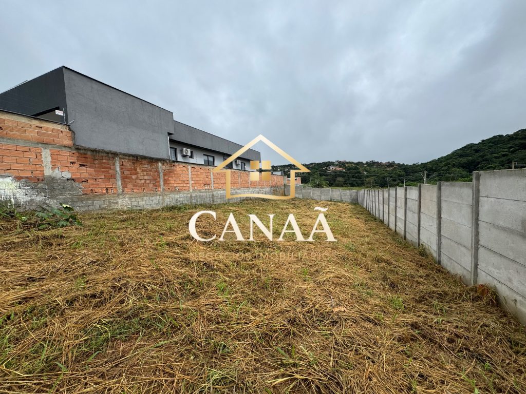 LOTE COMERCIAL BAIRRO GRAN PEROLA