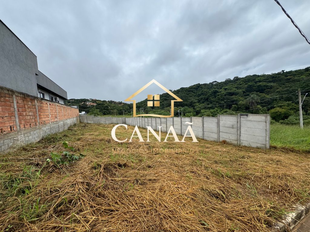 LOTE COMERCIAL BAIRRO GRAN PEROLA
