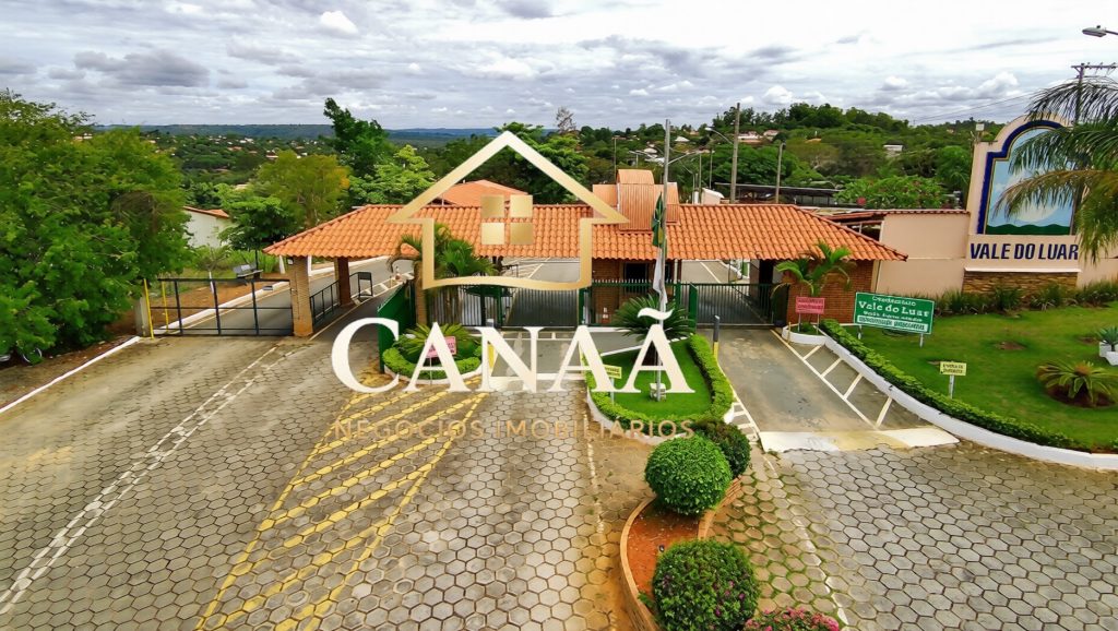 CASA CONDOMINIO VALE DO LUAR