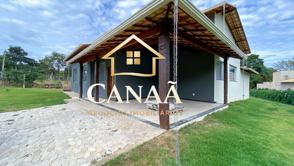 CASA CONDOMINIO VALE DO LUAR