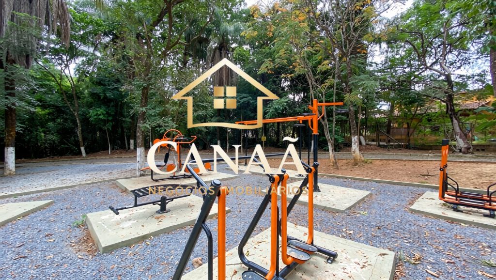 CASA CONDOMINIO VALE DO LUAR