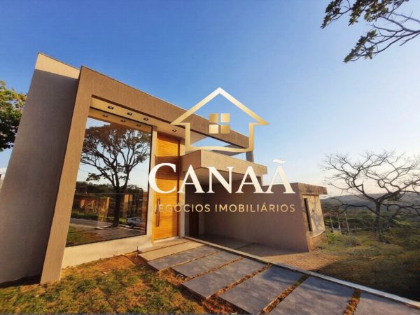 CASA CONDOMINIO MONTE VILLE