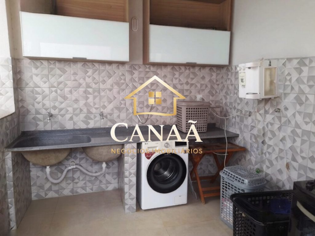 CASA BAIRRO LUNDCEIA