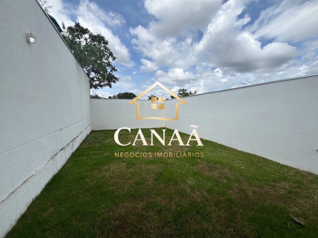 CASA BAIRRO LUNDCEIA