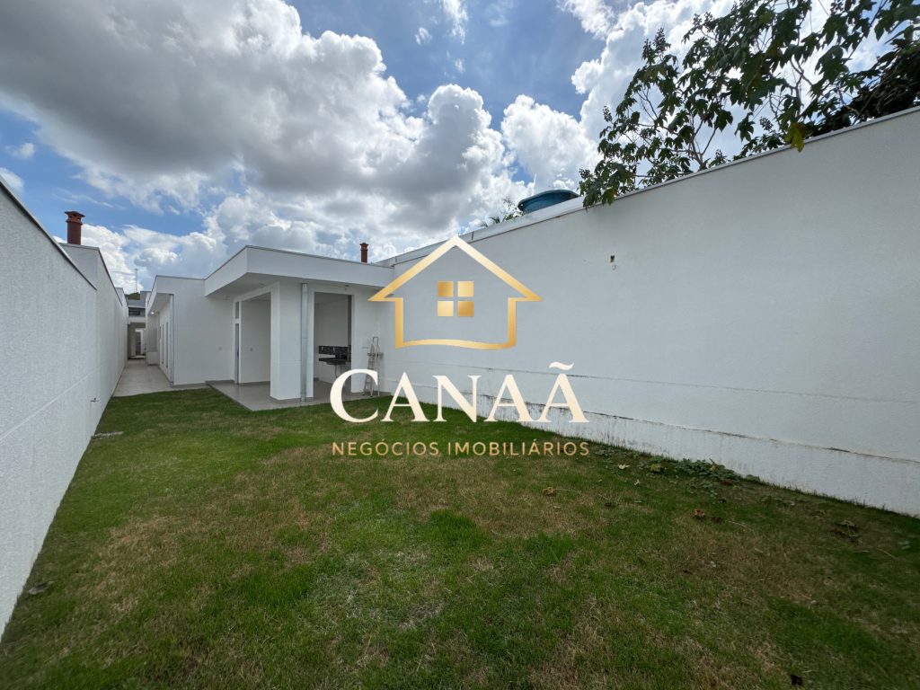 CASA BAIRRO LUNDCEIA