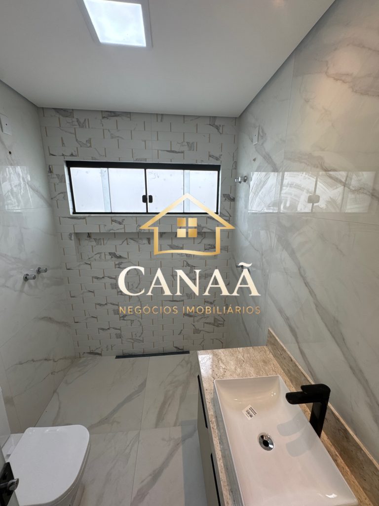 CASA BAIRRO LUNDCEIA