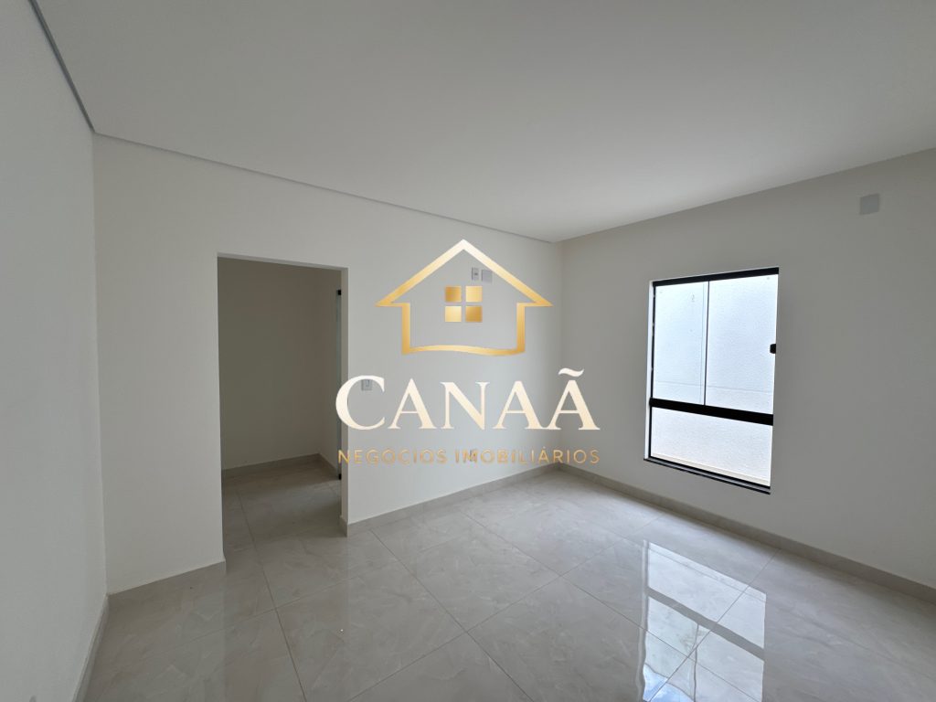 CASA BAIRRO LUNDCEIA