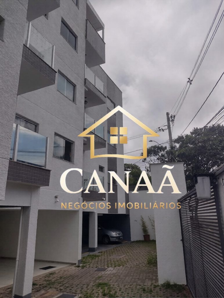 APARTAMENTO DE ÁREA PRIVATIVA BAIRRO NAZIA