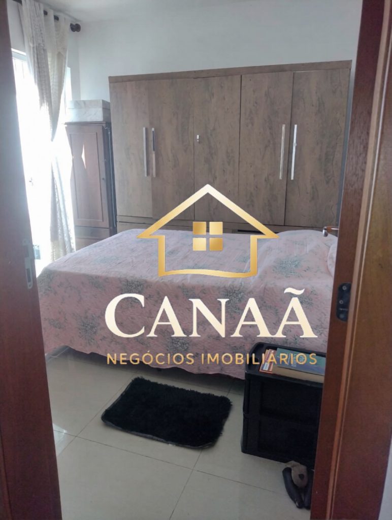 APARTAMENTO DE ÁREA PRIVATIVA BAIRRO NAZIA