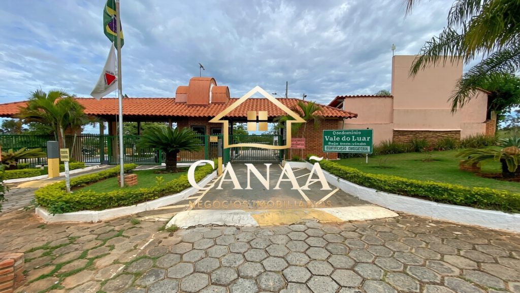 LOTE CONDOMINIO VALE DO LUAR