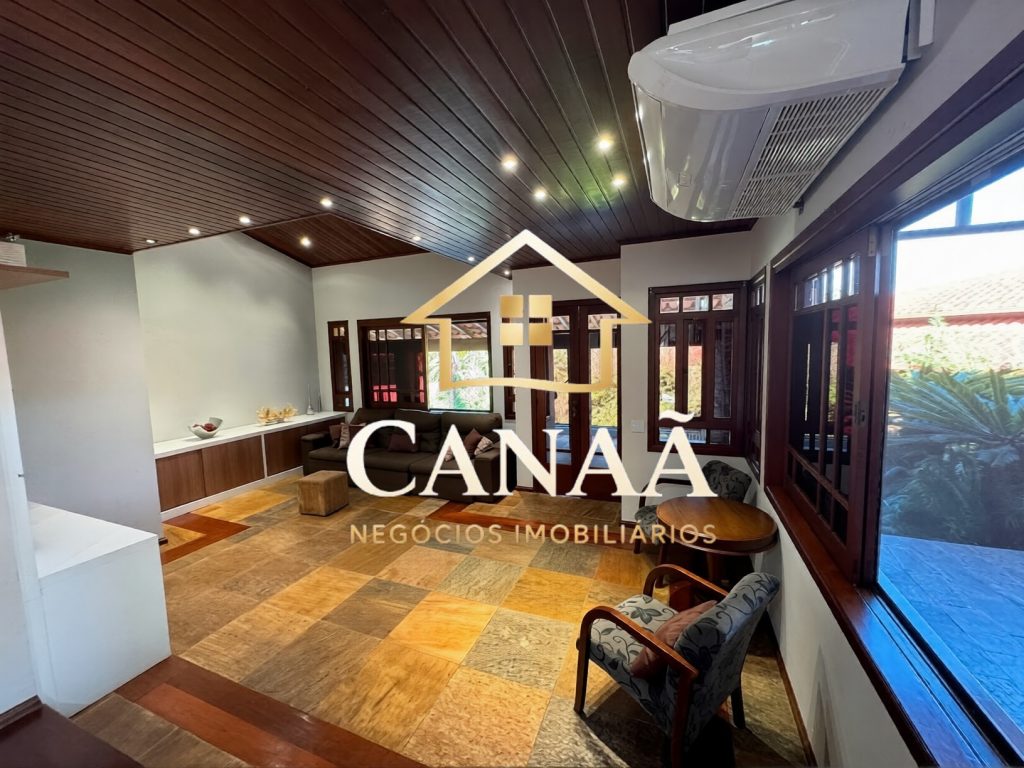 CASA CONDOMINIO AMENDOEIRAS