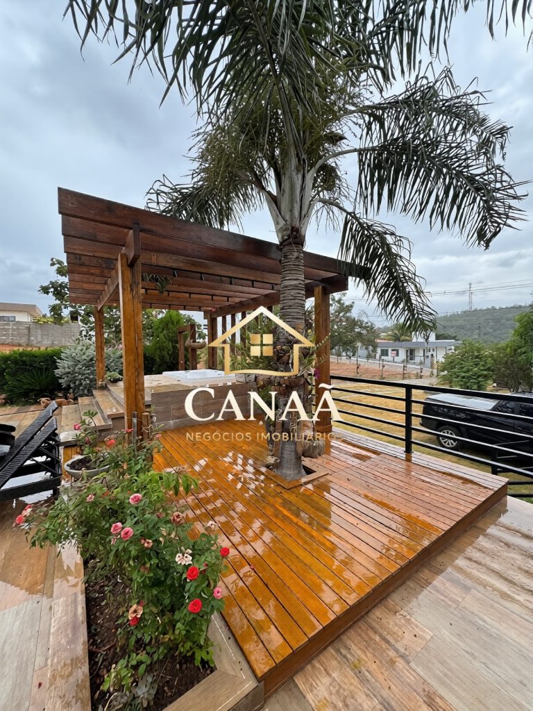 CASA CONDOMINIO VALE DO LUAR