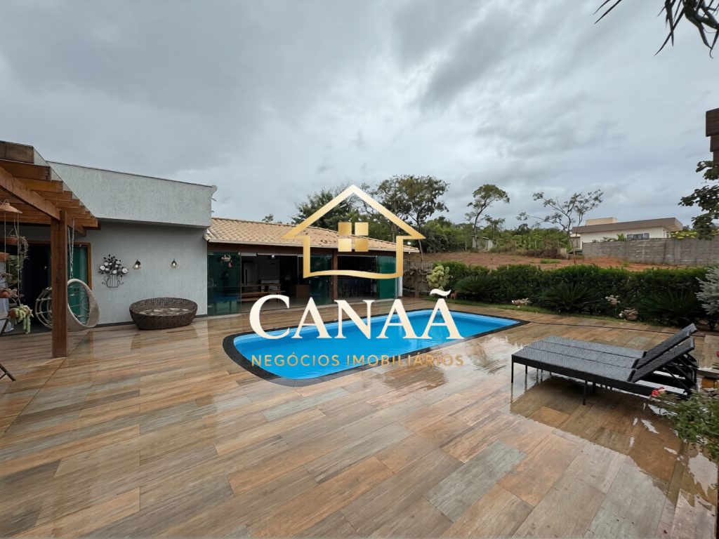 CASA CONDOMINIO VALE DO LUAR