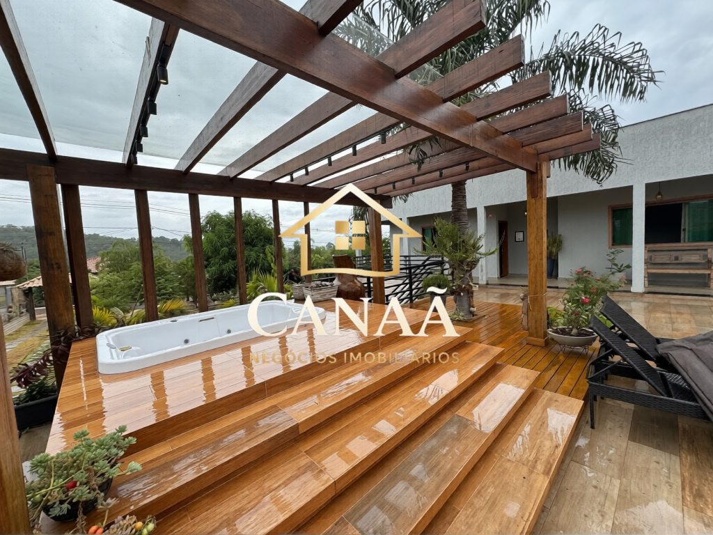 CASA CONDOMINIO VALE DO LUAR