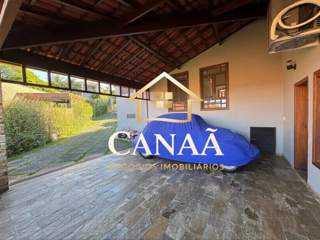 CASA CONDOMINIO AMENDOEIRAS