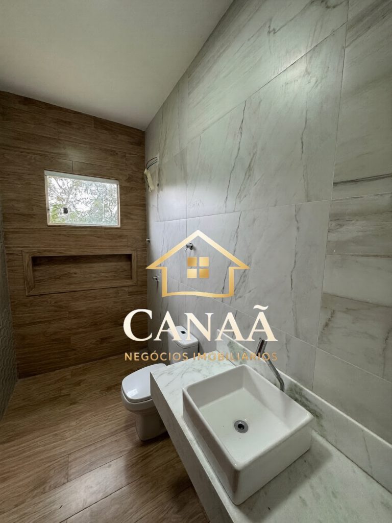 CASA CONDOMINIO VALE DO LUAR