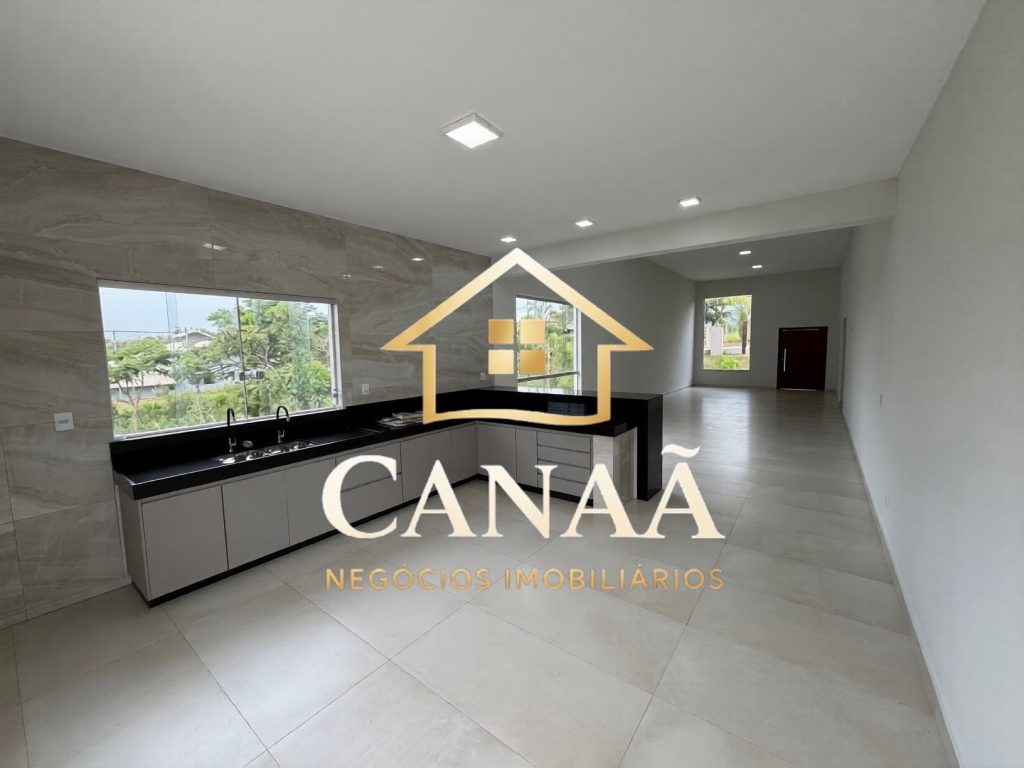 CASA CONDOMINIO VALE DO LUAR