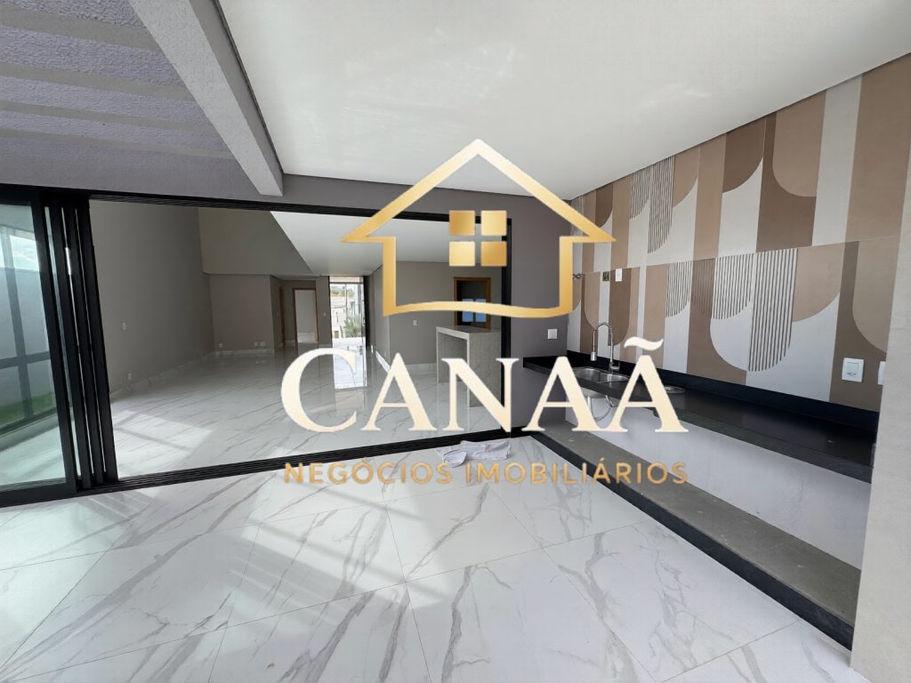 CASA 04 QUARTOS CONDOMINIO GOLDEN CLASS