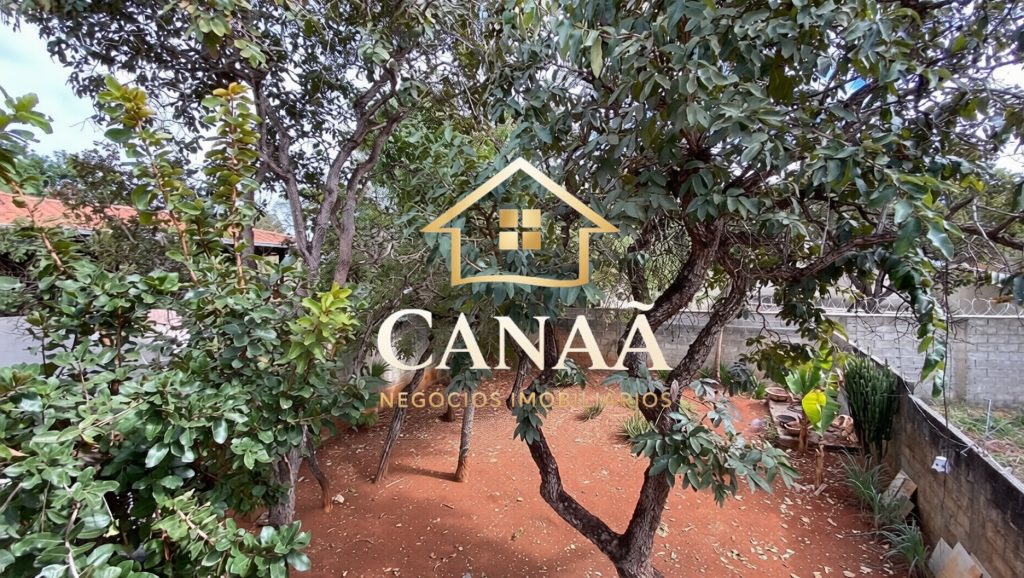 CASA 02 SUITES BAIRRO LUNDCEIA