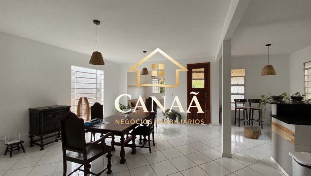 CASA 02 SUITES BAIRRO LUNDCEIA