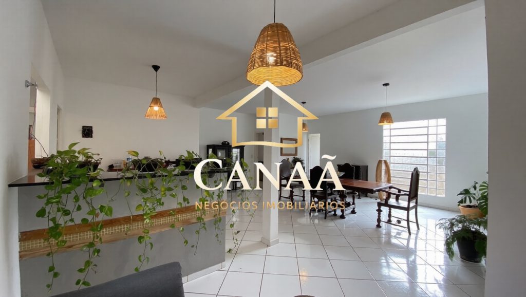 CASA 02 SUITES BAIRRO LUNDCEIA