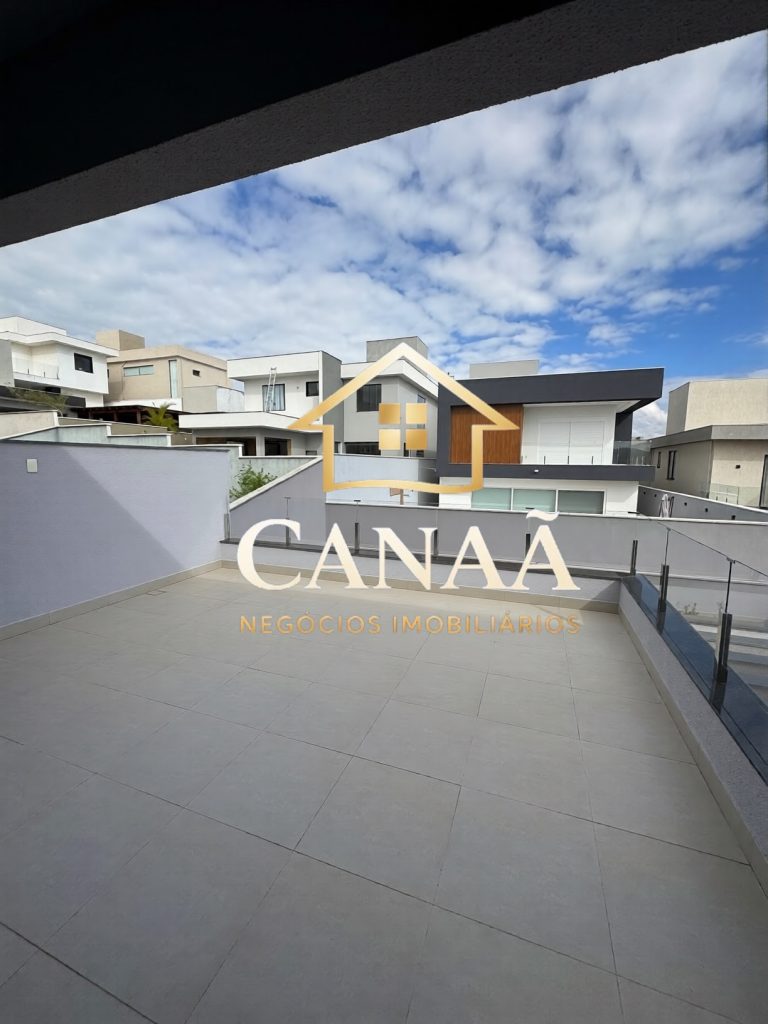 CASA 04 QUARTOS CONDOMINIO GOLDEN CLASS