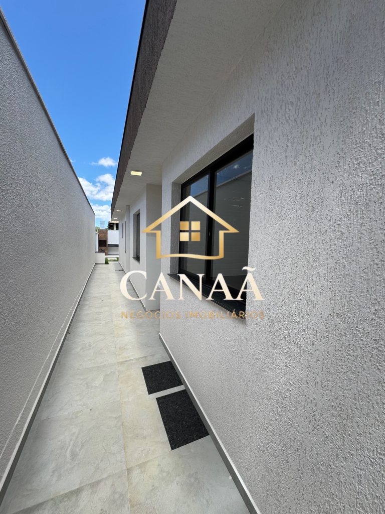 CASA 03 QUARTOS BAIRRO PORTAL SOL