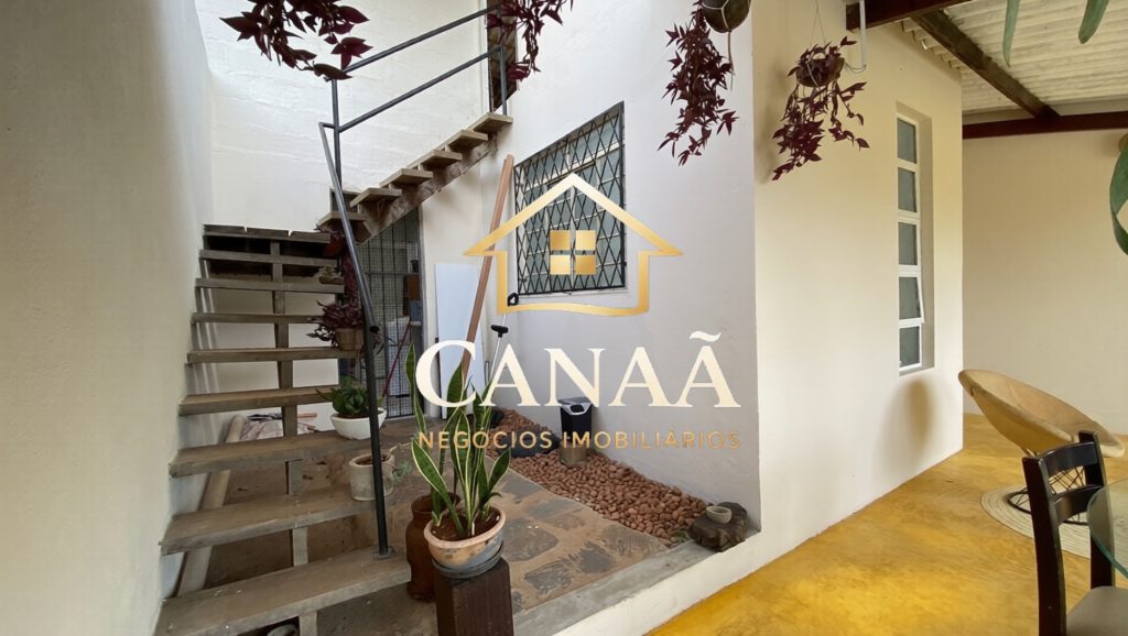 CASA 02 SUITES BAIRRO LUNDCEIA