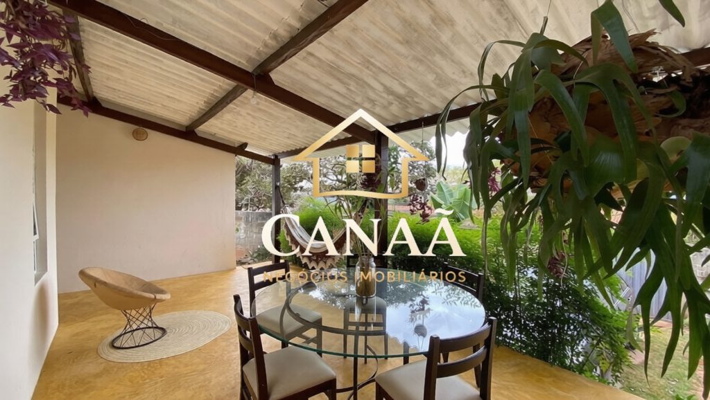 CASA 02 SUITES BAIRRO LUNDCEIA