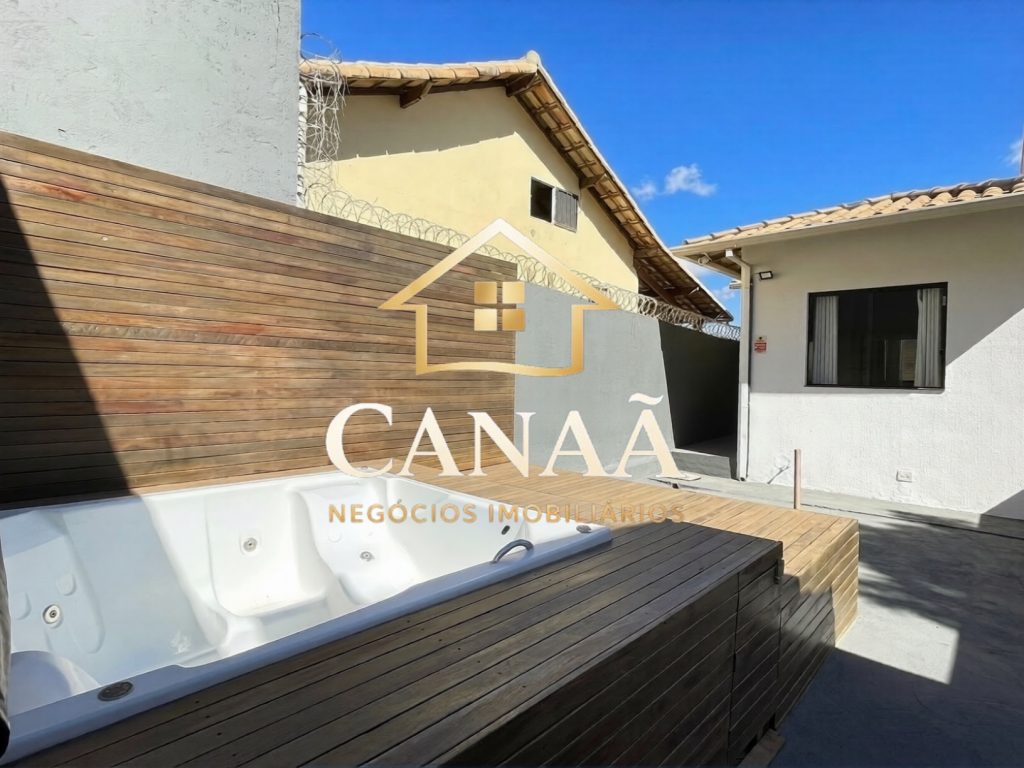 CASA BAIRRO LUNDCEIA