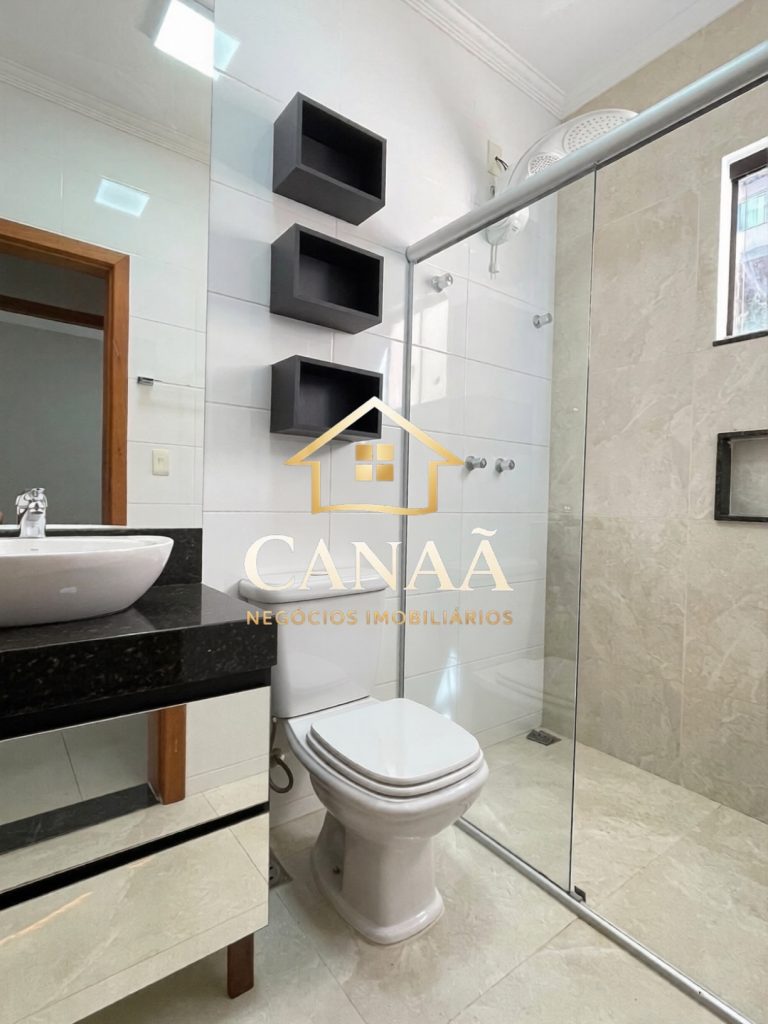 CASA BAIRRO LUNDCEIA