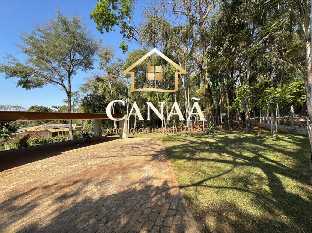 CASA CONDOMINIO AMENDOEIRAS