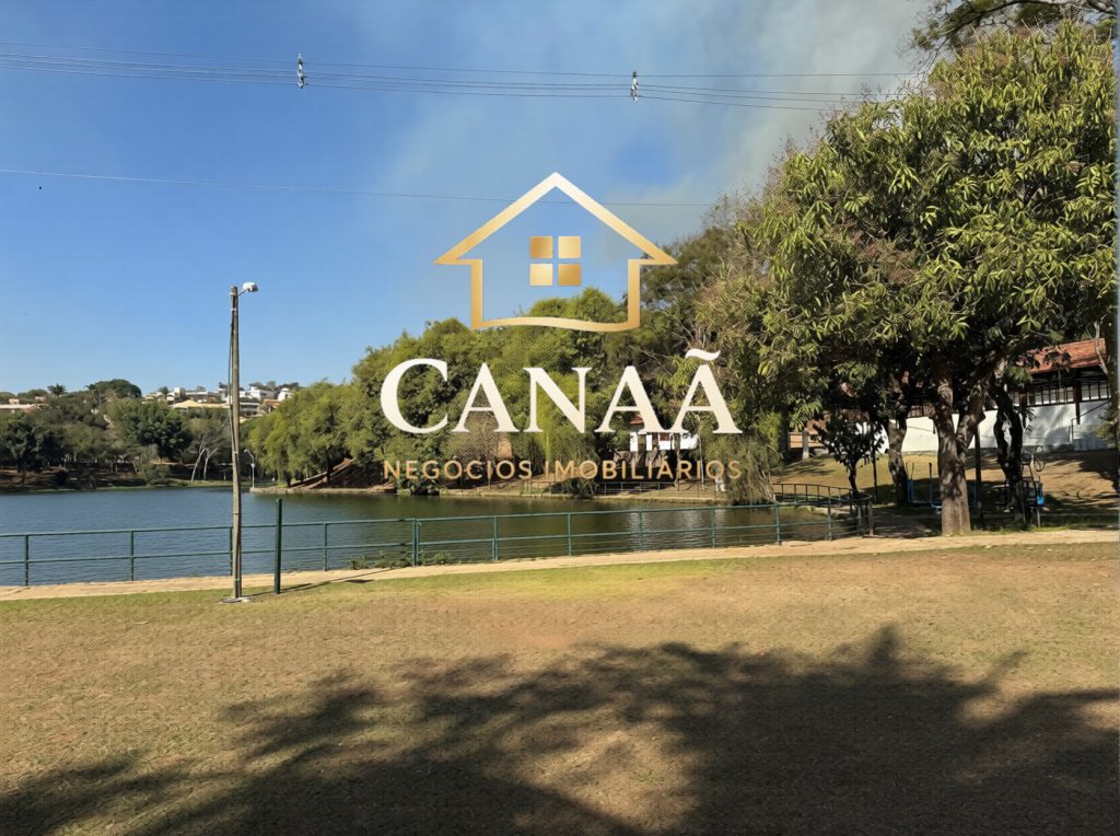 CASA CONDOMINIO AMENDOEIRAS