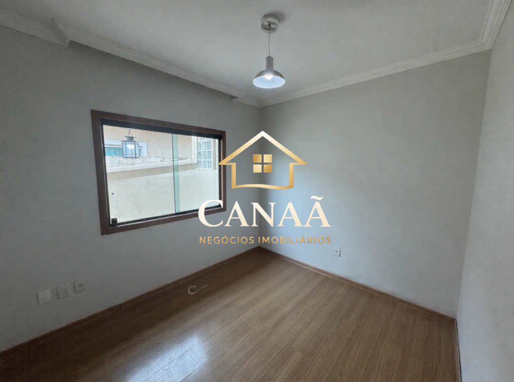 CASA BAIRRO LUNDCEIA