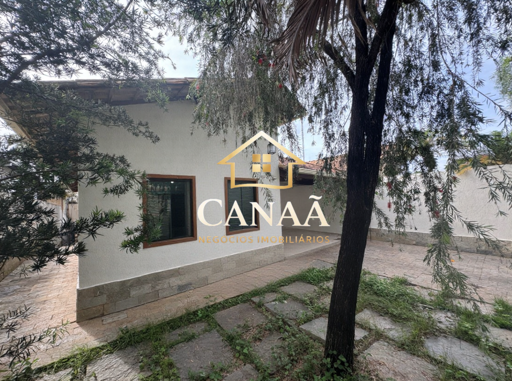 CASA BAIRRO LUNDCEIA