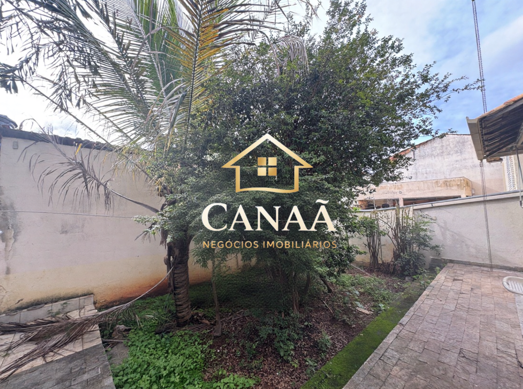 CASA BAIRRO LUNDCEIA