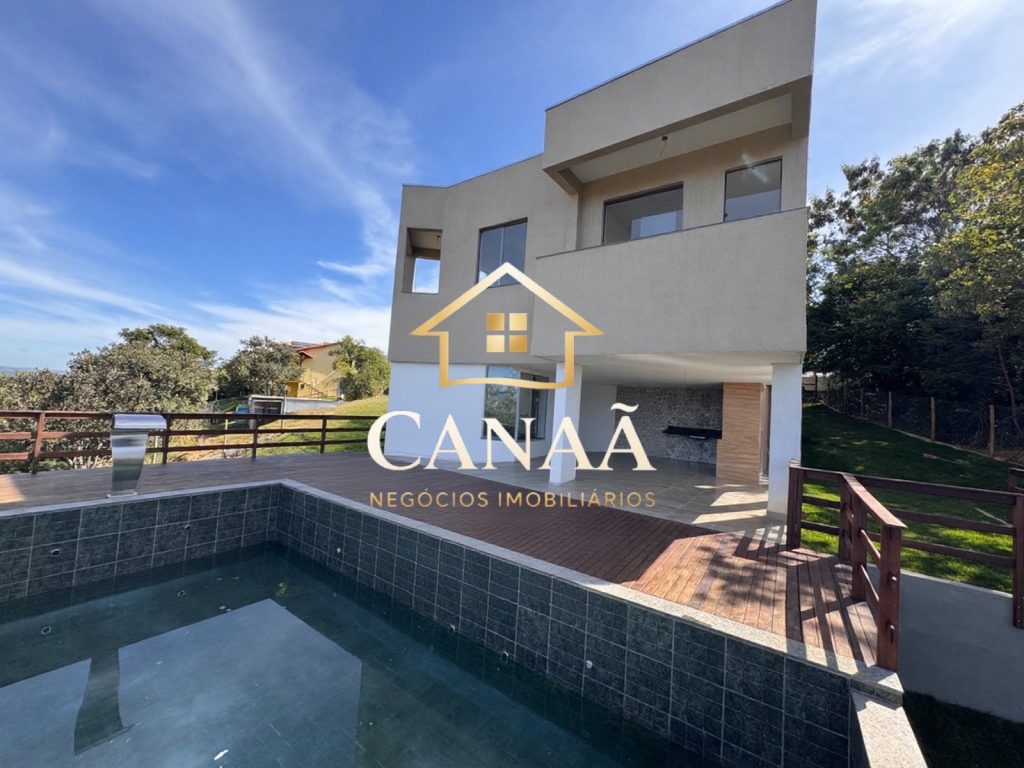 CASA CONDOMINIO VALE DO LUAR