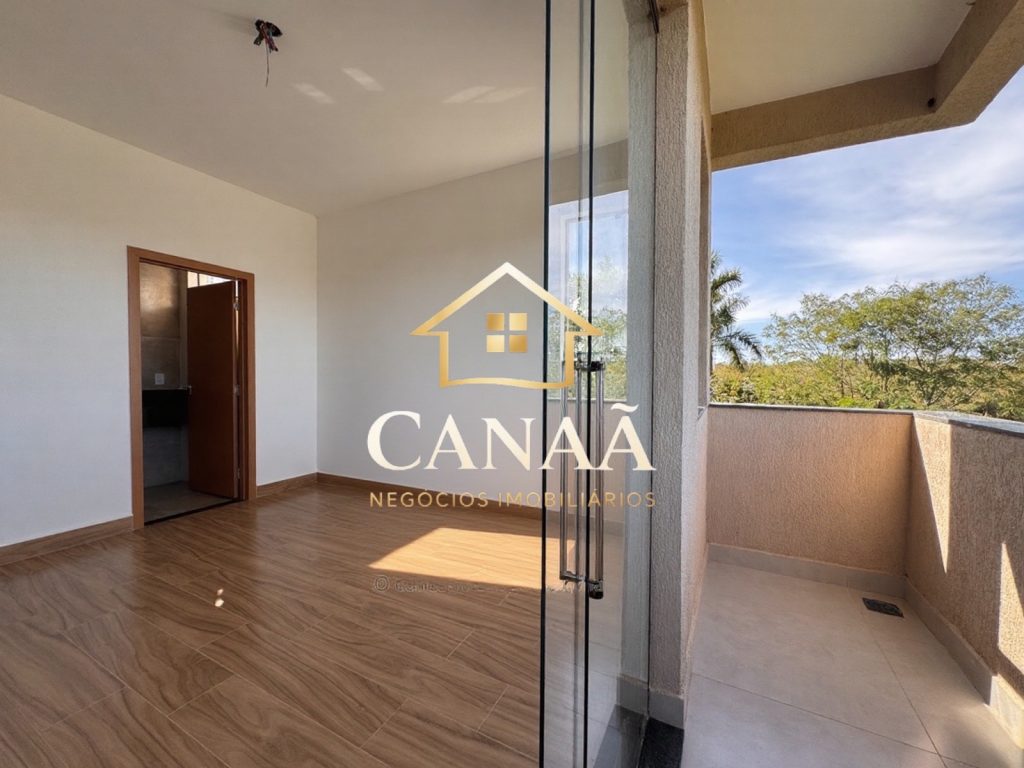 CASA CONDOMINIO VALE DO LUAR