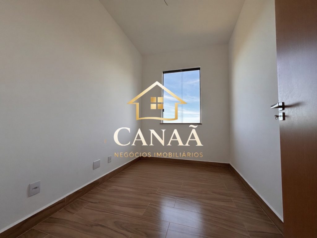 CASA CONDOMINIO VALE DO LUAR