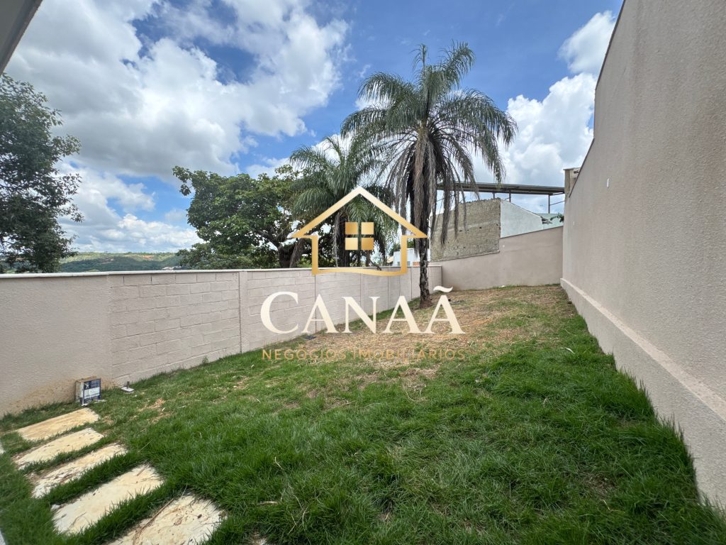 CASA BAIRRO JARDIM IMPERIAL