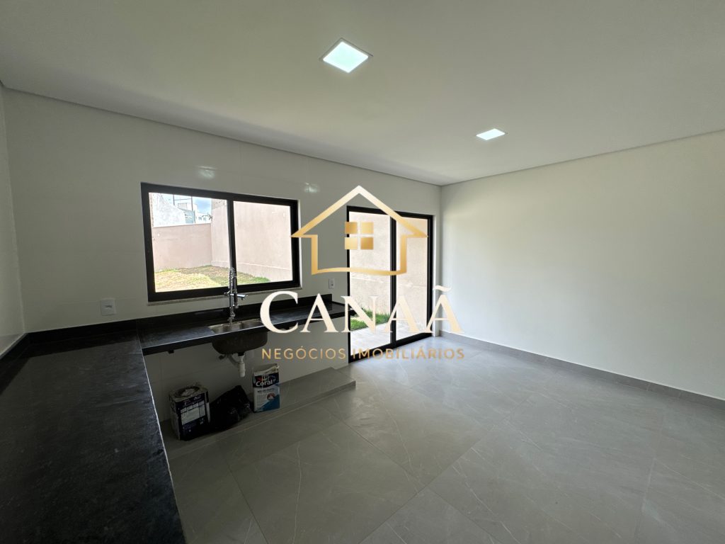 CASA BAIRRO JARDIM IMPERIAL