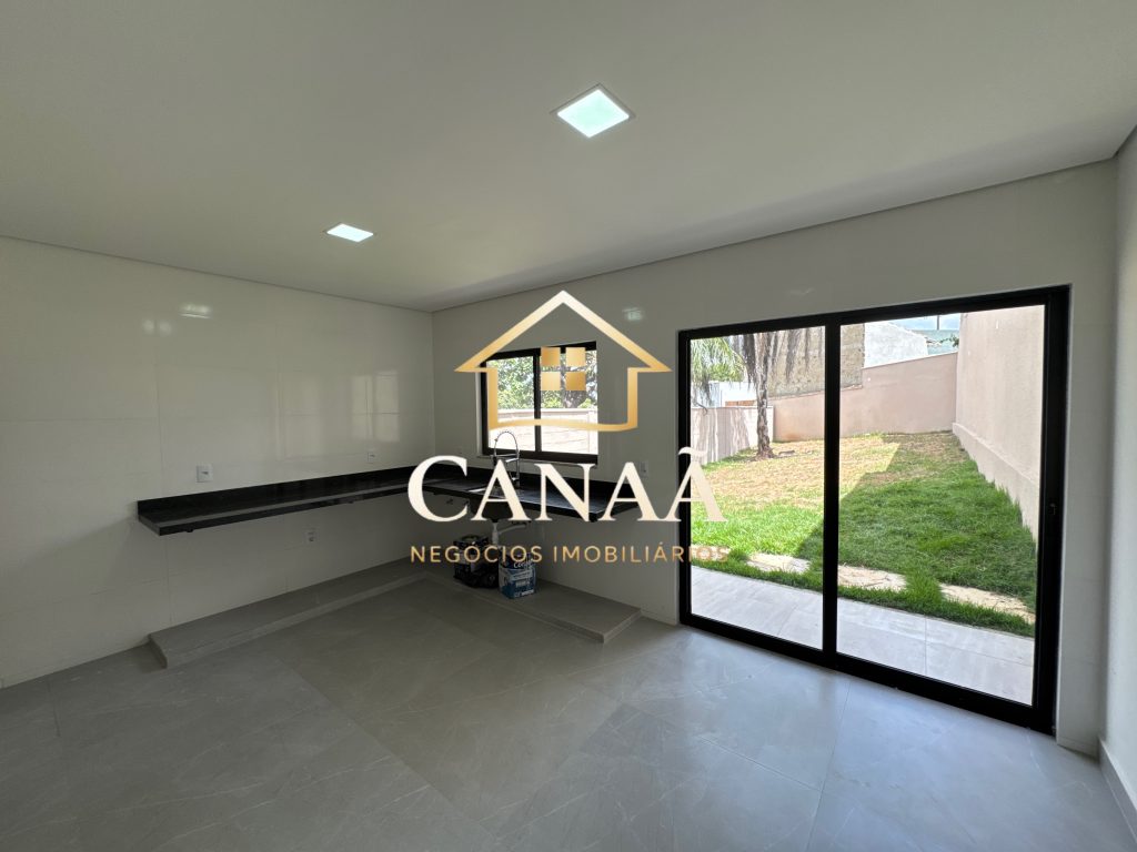 CASA BAIRRO JARDIM IMPERIAL