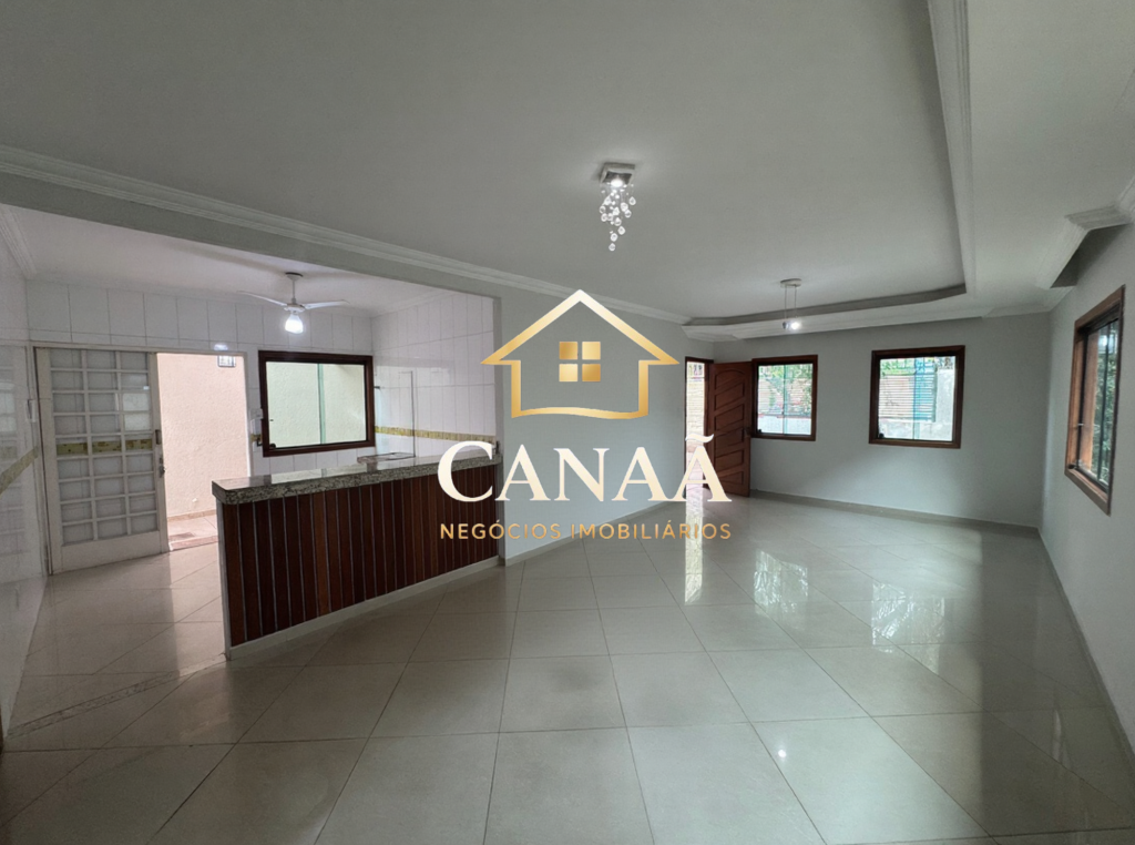 CASA BAIRRO LUNDCEIA