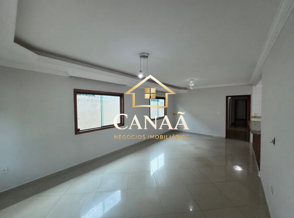 CASA BAIRRO LUNDCEIA