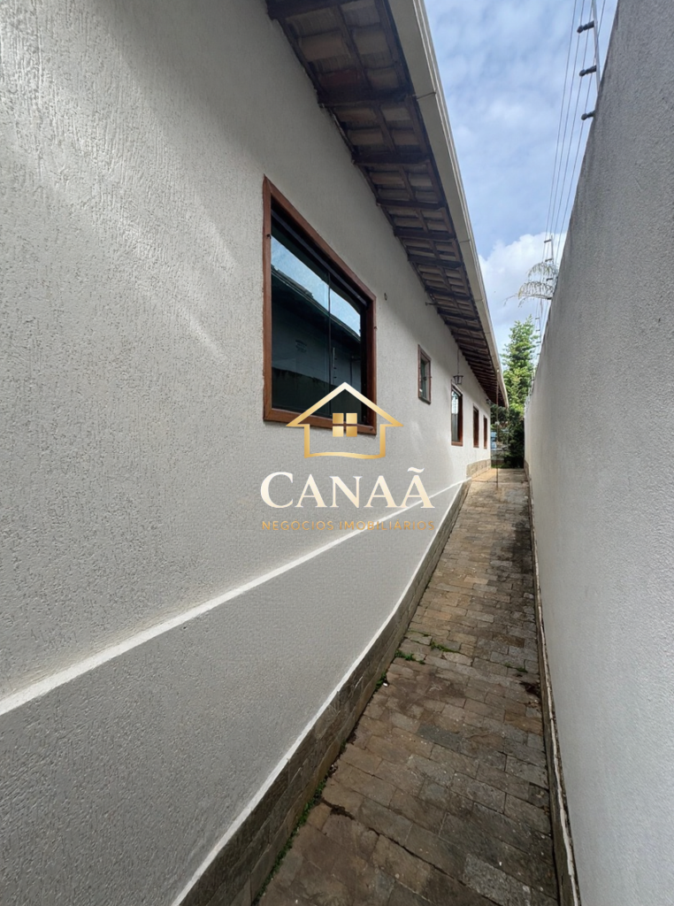 CASA BAIRRO LUNDCEIA