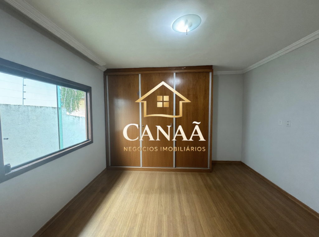 CASA BAIRRO LUNDCEIA