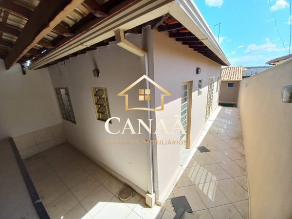 CASA BAIRRO MORADAS DA LAPINHA