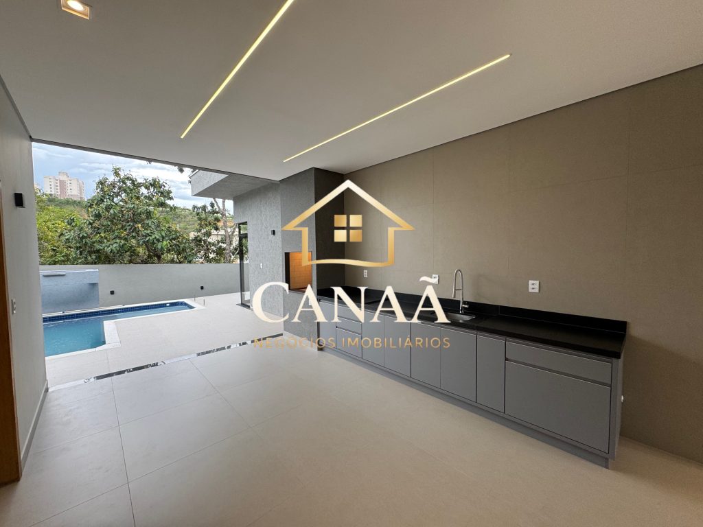 CASA CONDOMINIO MARIPOSAS